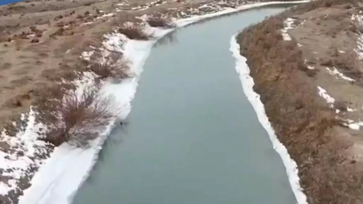 Жамбылда 10 жылдан кейін алғаш рет су арналары тазаланып жатыр