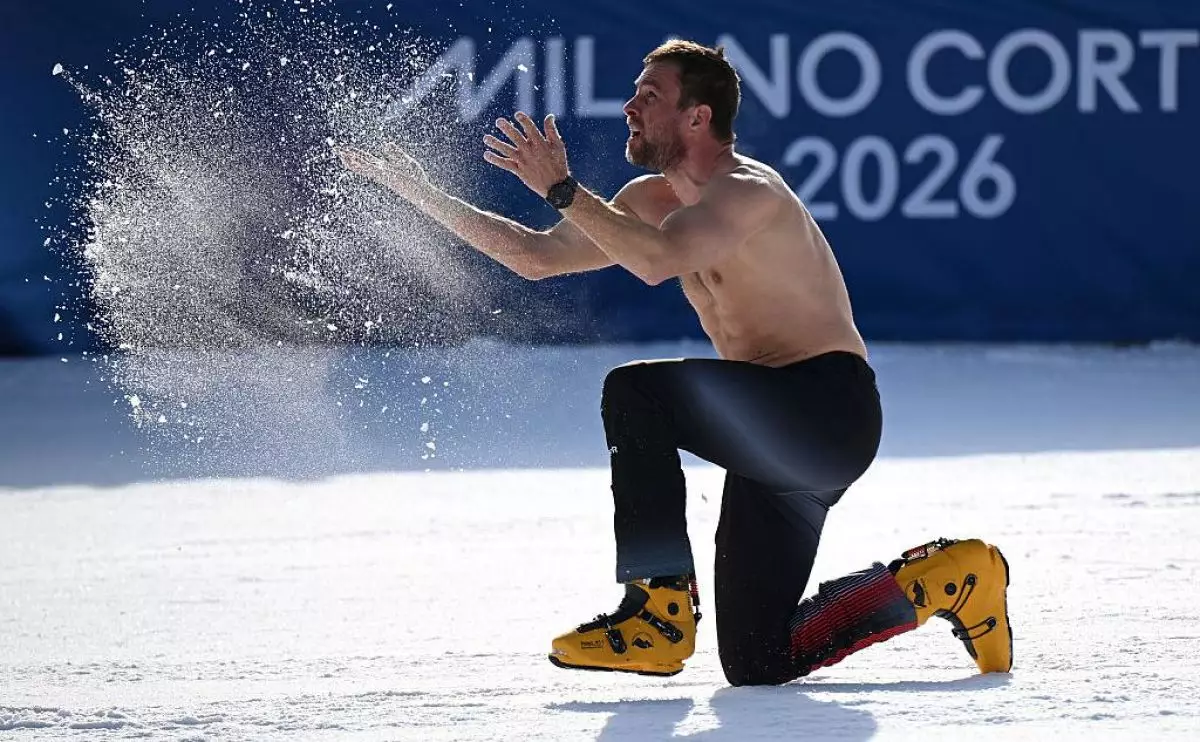 Қырық жасында Олимпиада чемпионы атанған спортшы беліне дейін шешініп тастады