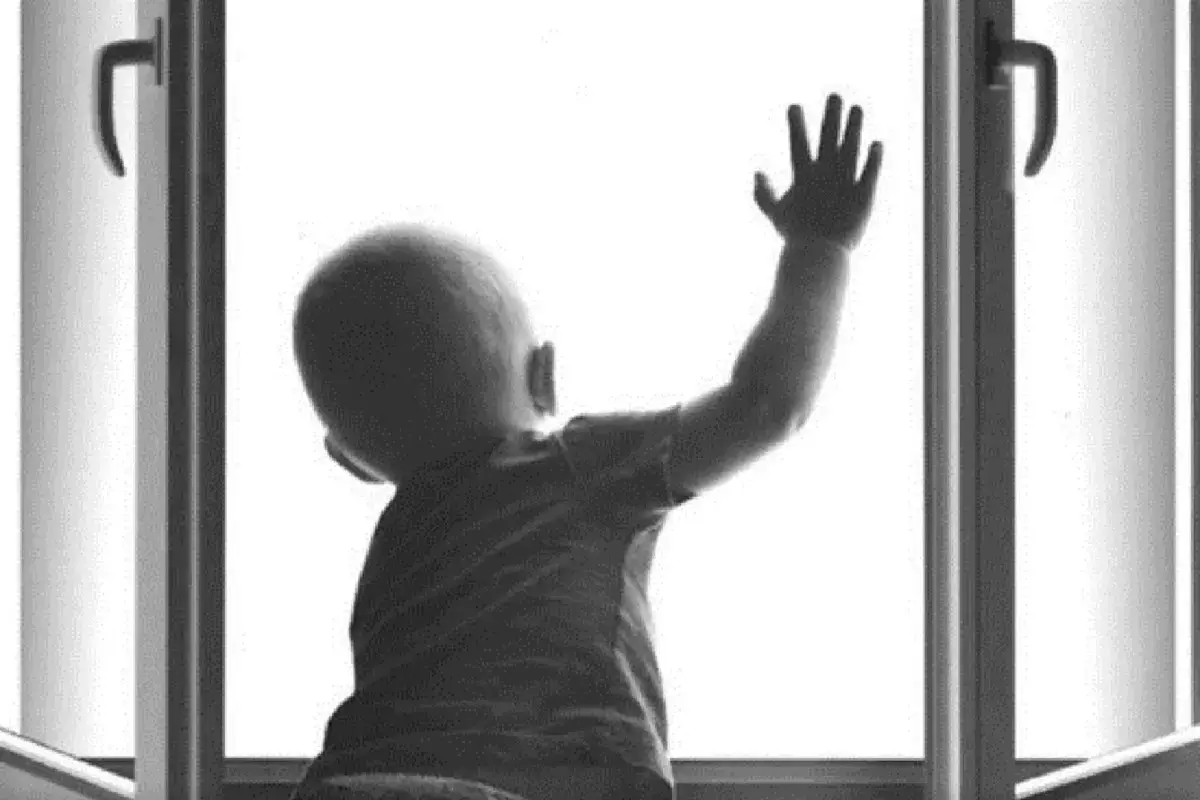 В Жамбылской области мать выбросила двоих детей из окна пятого этажа - новости на Lada.kz 09.02.2026