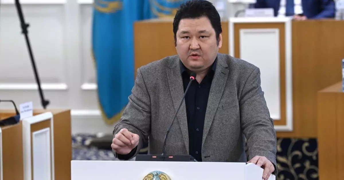   Ата Заң жобасы жалпыхалықтық референдумға шығаруға дайын – Марат Шибұтов   