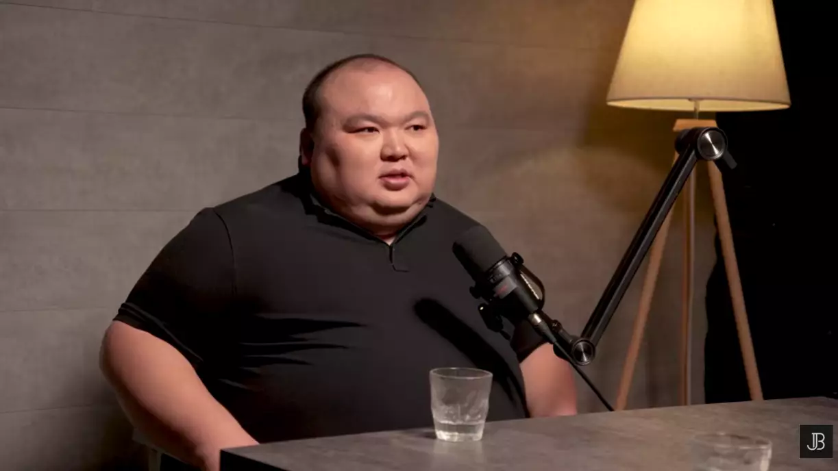 "Өмірімнің мәні жоғалды": Рамазан Амантай ішімдікті қойып қиналып жүргенін айтты (ВИДЕО) 