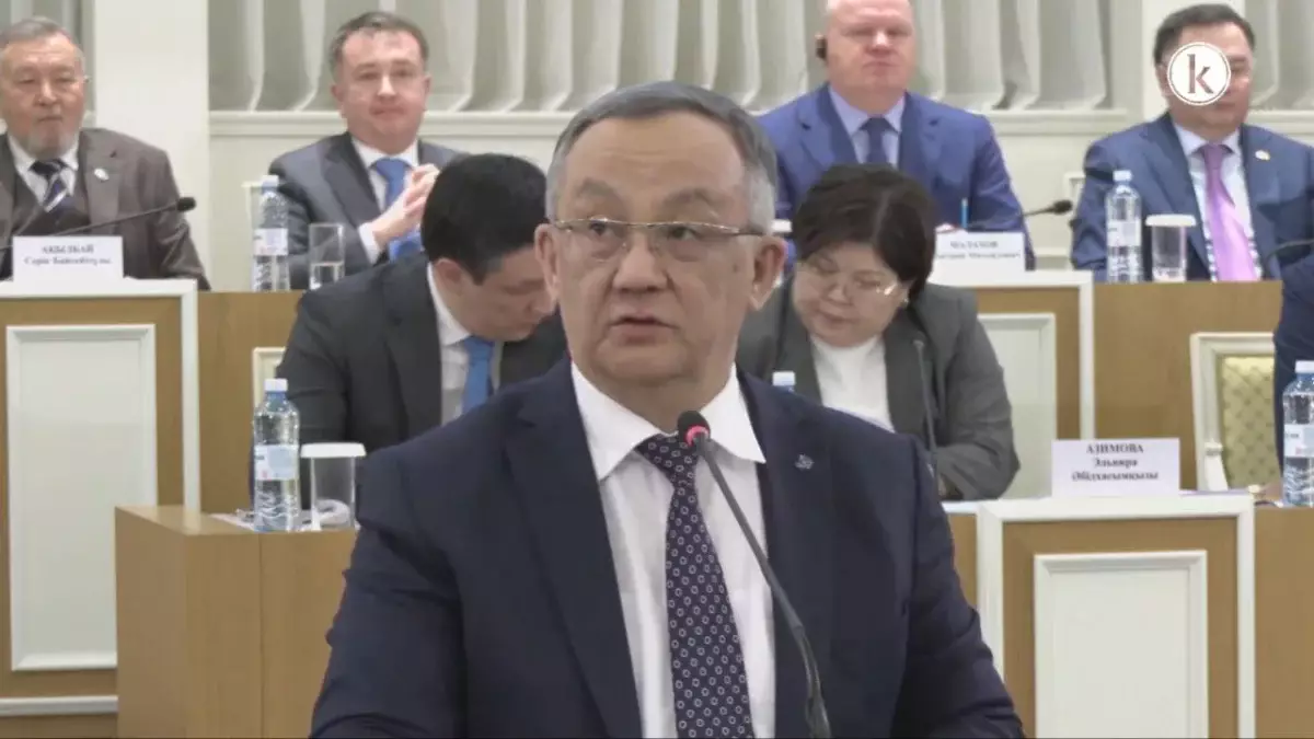 Федерация профсоюзов Казахстана поддержала проект новой Конституции