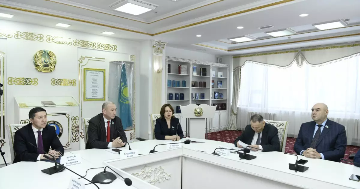  Халықаралық заңгерлер қауымдастығы жаңа Конституциясының жобасын қолдады 