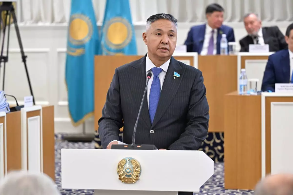 Депутат жаңа Конституцияда меншіктің барлық түрін тең қорғауды ұсынды