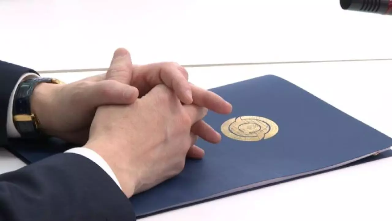 Проект новой Конституции обсудили в Астане