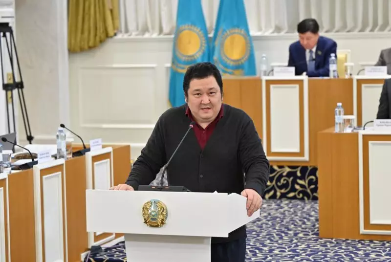 «Дамоклов меч» над Курултаем: норму о роспуске парламента хотят изменить