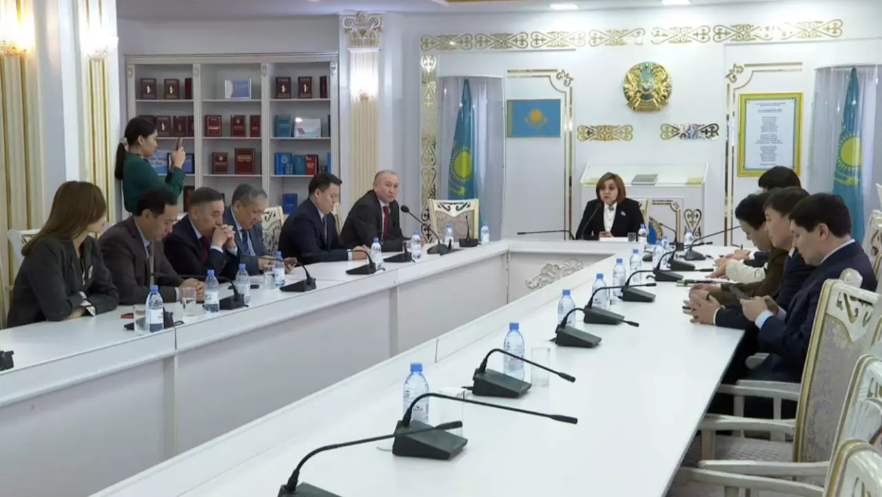 «Бас редакторлар клубы» жаңа Конституция жобасын қолдайды