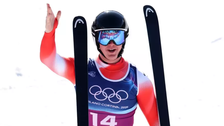 Дебютант стал первым с двумя золотыми медалями на Олимпиаде-2026