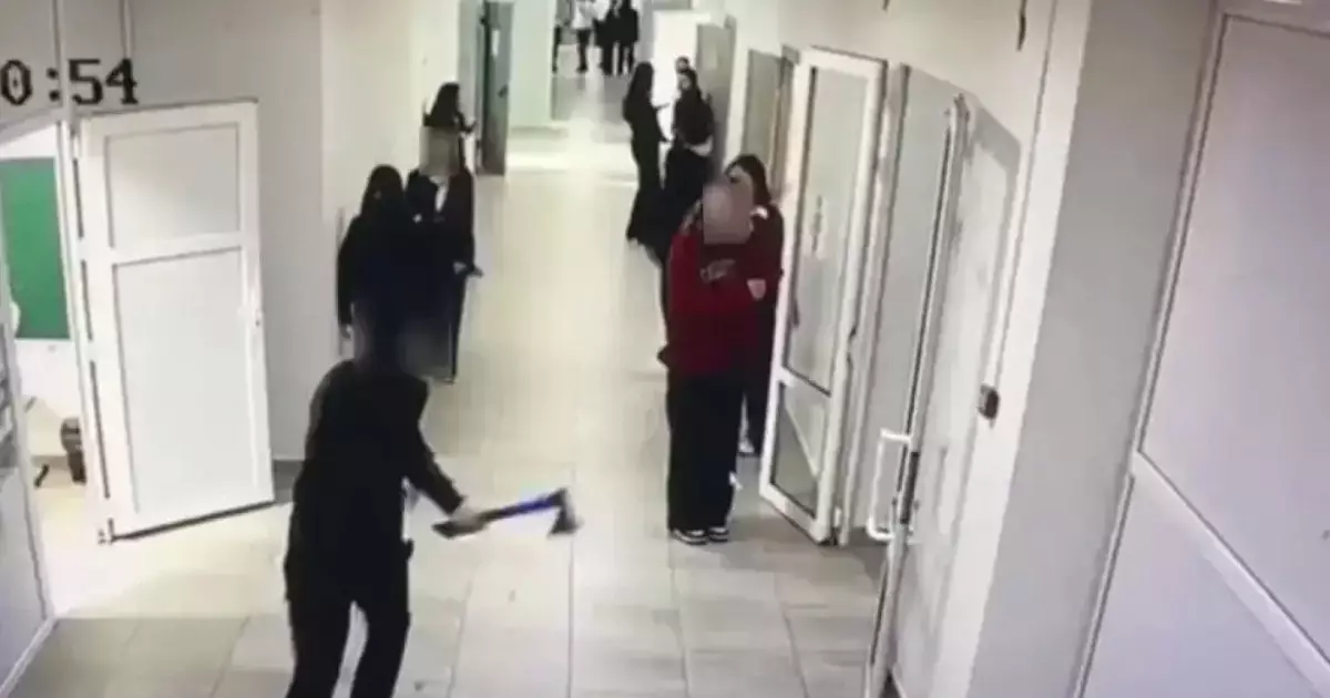  `Балта табылмаған`: Атырауда қамауға алынған оқушы мектепке оралды 