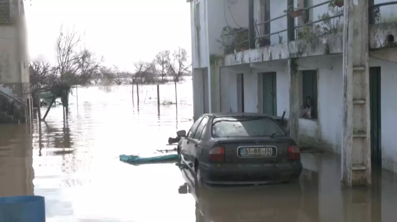 Португалияда 56 мың тұрғын жарықсыз отыр