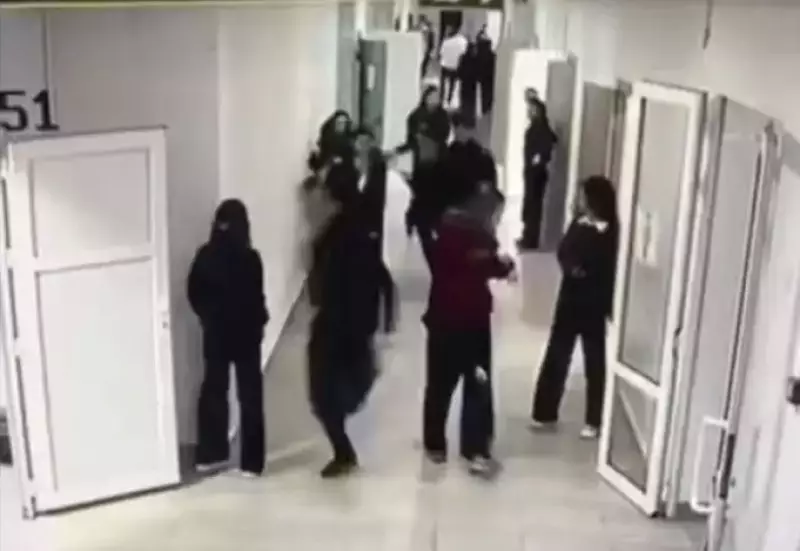 Напал на сверстников в школе в Кульсары: подросток вернулся к занятиям