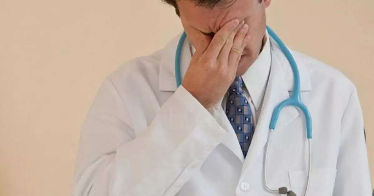  Алматылық дәрігерлер әйелдің асқазанынан бір бума шаш алып шықты 