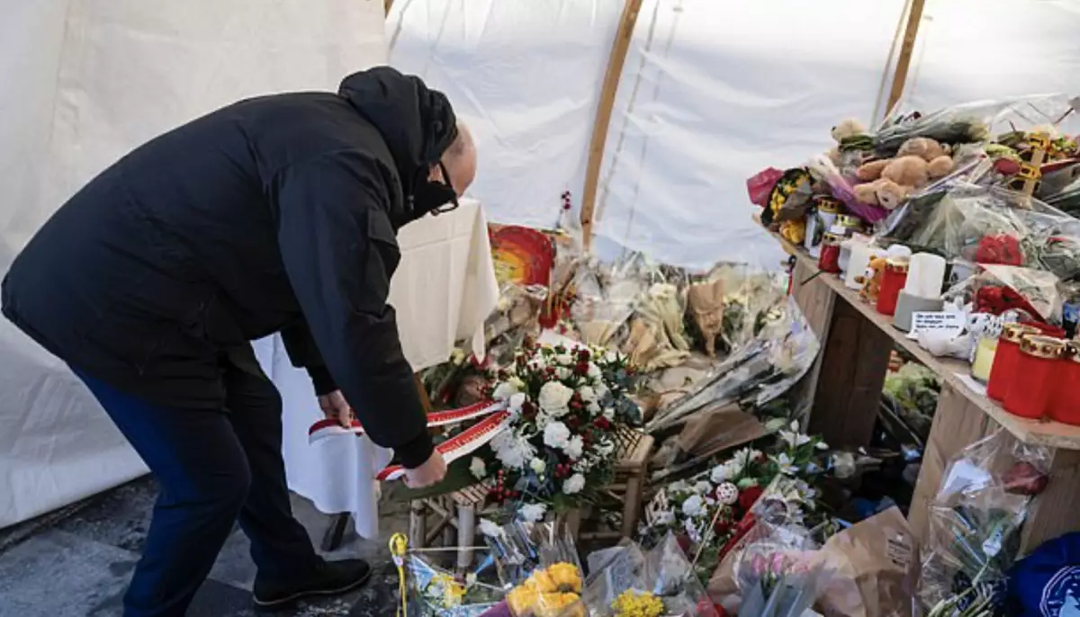 Мемориал памяти погибших в пожаре в баре сгорел в Швейцарии