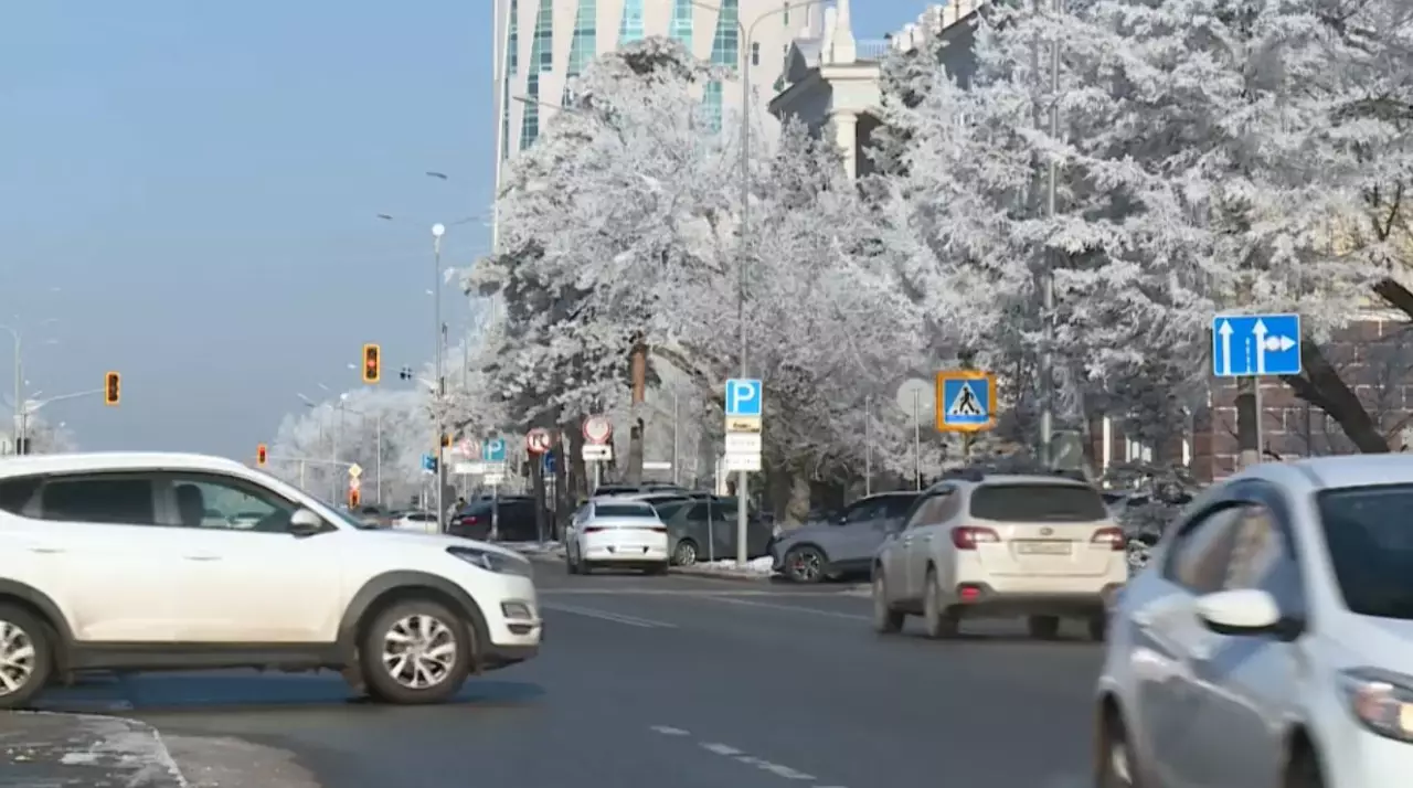 Аяз келе жатыр