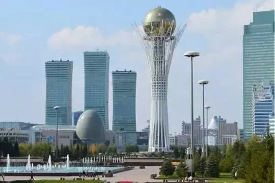 В Конституции Казахстана изменят формулировку о статусе русского языка.