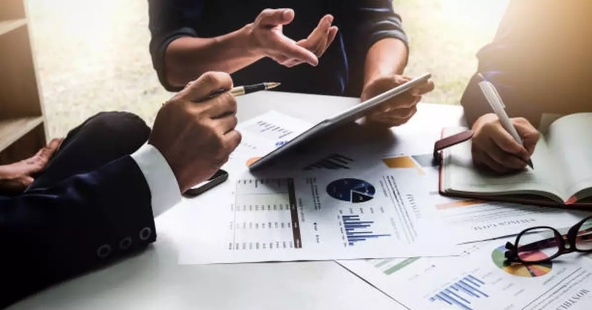  Үкімет бизнесті қолдаудың қосымша қаржылық және реттеушілік шараларын әзірлеп жатыр – Олжас Бектенов 