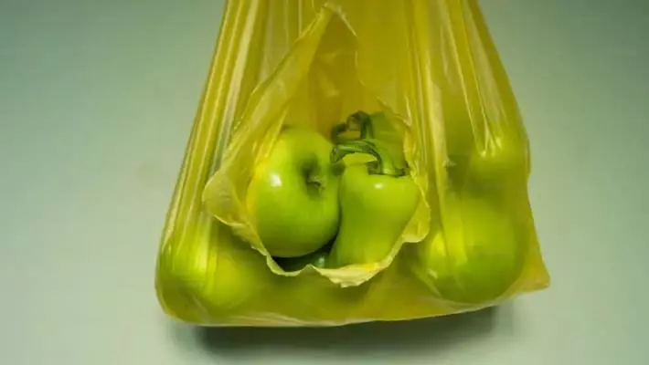 В Узбекистане создали биоразлагаемую пленку из природных полисахаридов