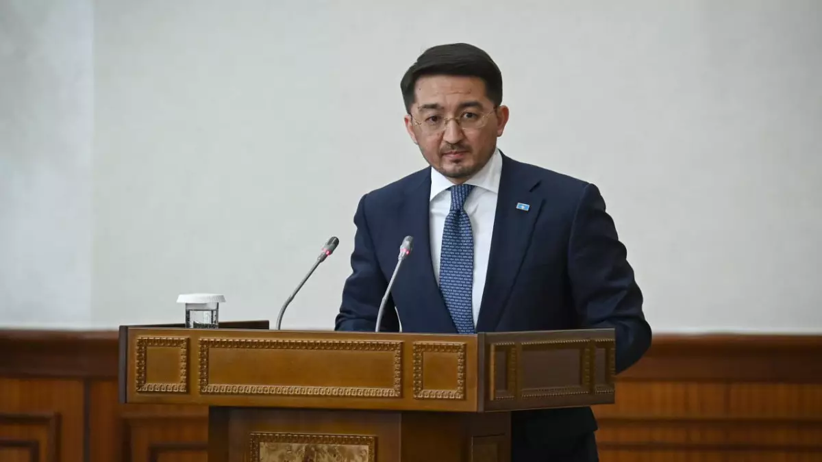 KAZ-LLM бағдарламасына сұраныс өте төмен, адамдар ChatGPT пайдаланады - Тоқаев