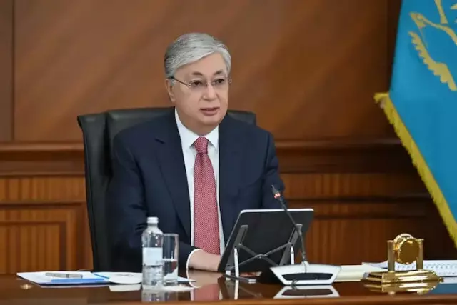 «Қызу талқыланып жатыр»: Президент жаңа Конституцияның алғашқы нұсқасы жайлы айтты