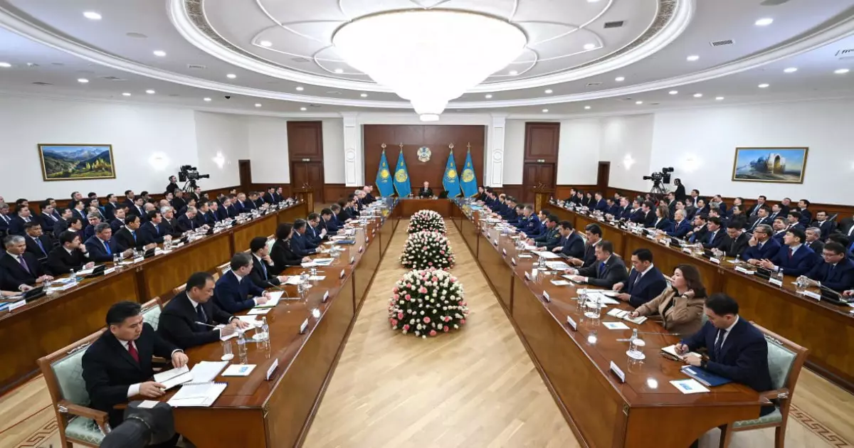   Қасым-Жомарт Тоқаев: Жаңа Конституция мемлекетіміз дамудың даңғыл жолына түскенін көрсетеді   