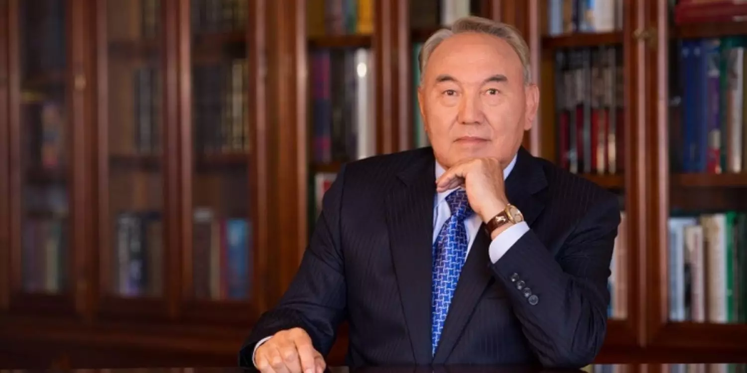 «Назарбаевтың табанды еңбегінің арқасы»: Тоқаев Тұңғыш Президент жайлы