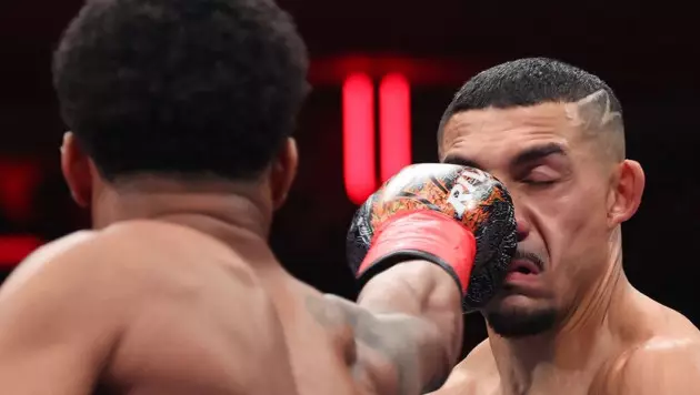 Жеңіліп көрмеген боксшы бір жекпе-жек арқасында Биволдан да, Бетребиевтен де асып түсті