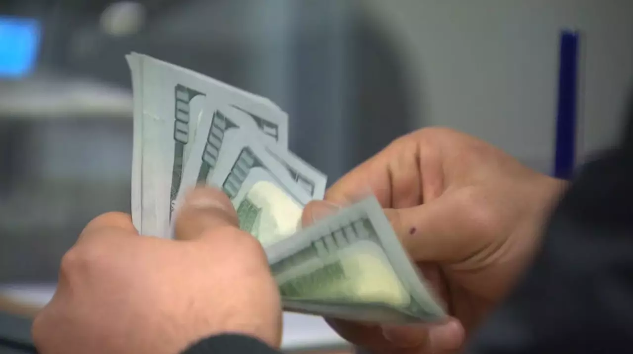 Президент поручил госорганам сократить неэффективные расходы до 1 мая