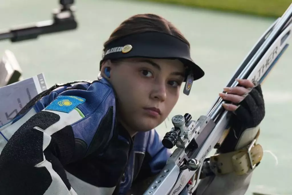 София Шульженко обновила мировые и азиатские рекорды в стрельбе