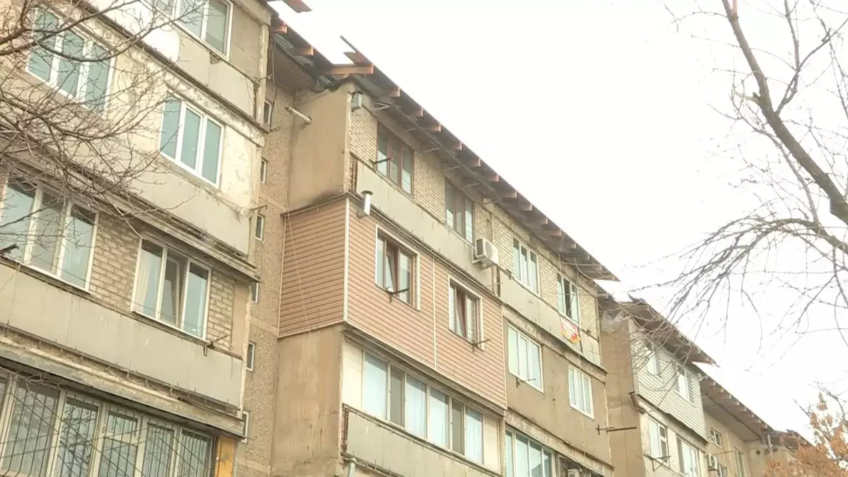 В Шымкенте трёх человек из одной семьи нашли мёртвыми в квартире