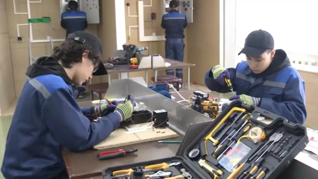 Национальный центр трансформации профессий появится в РК