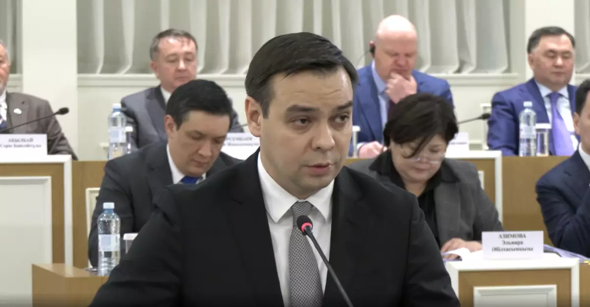 Споры вокруг условий проживания и выселения должен разрешать только суд – Артур Ластаев