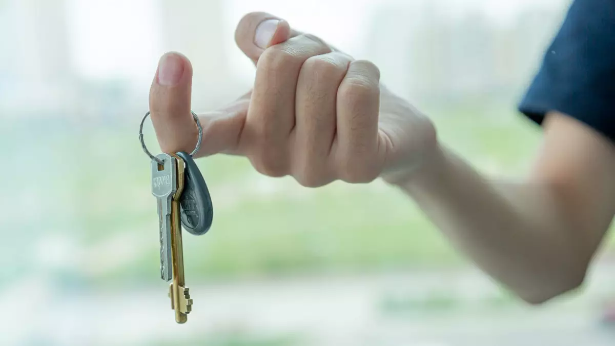 Ластаев: Сот шешімінсіз тұрғын үйден айыруға да, баспанадан шығаруға да жол берілмейді