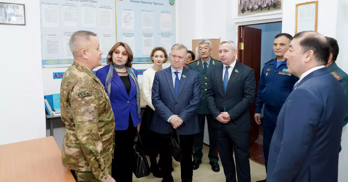   ҚазАТЗУ-да Сенат депутаттарымен кездесу өтті   