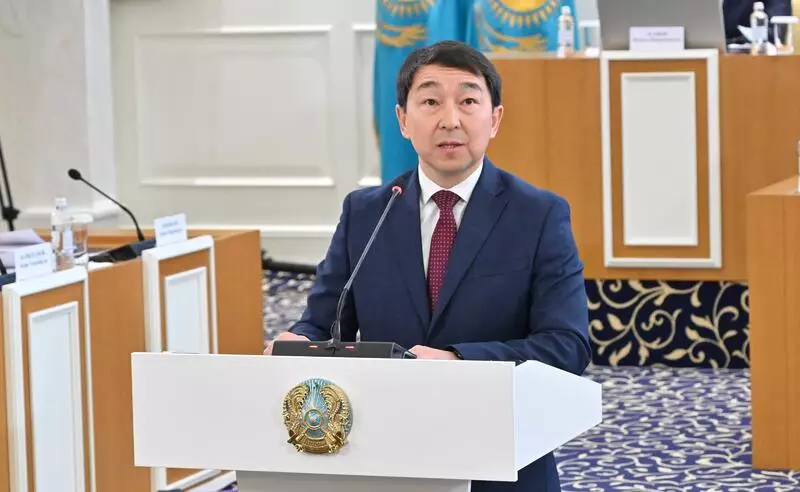 В проект новой Конституции включена норма о равной защите всех форм собственности – Бакыт Нурмуханов