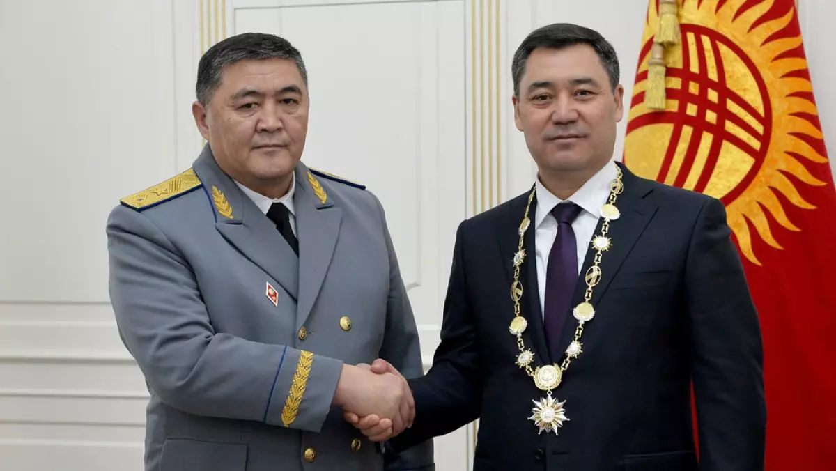 Садыр Жапаров жақын серігі Камчыбек Ташиевті қызметінен алып тастады