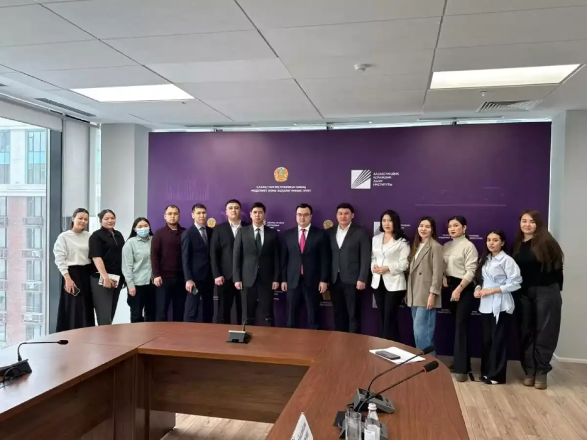 Республикалық жастар ұйымдары Конституцияның жаңа жобасын қолдайтынын білдірді