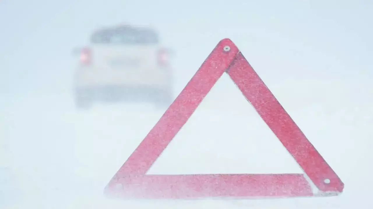 «10 көлік соқтығысқан… Жарақат алғандар бар…»: Ақтөбе облысында ірі жол апаты орын алды (ФОТО)