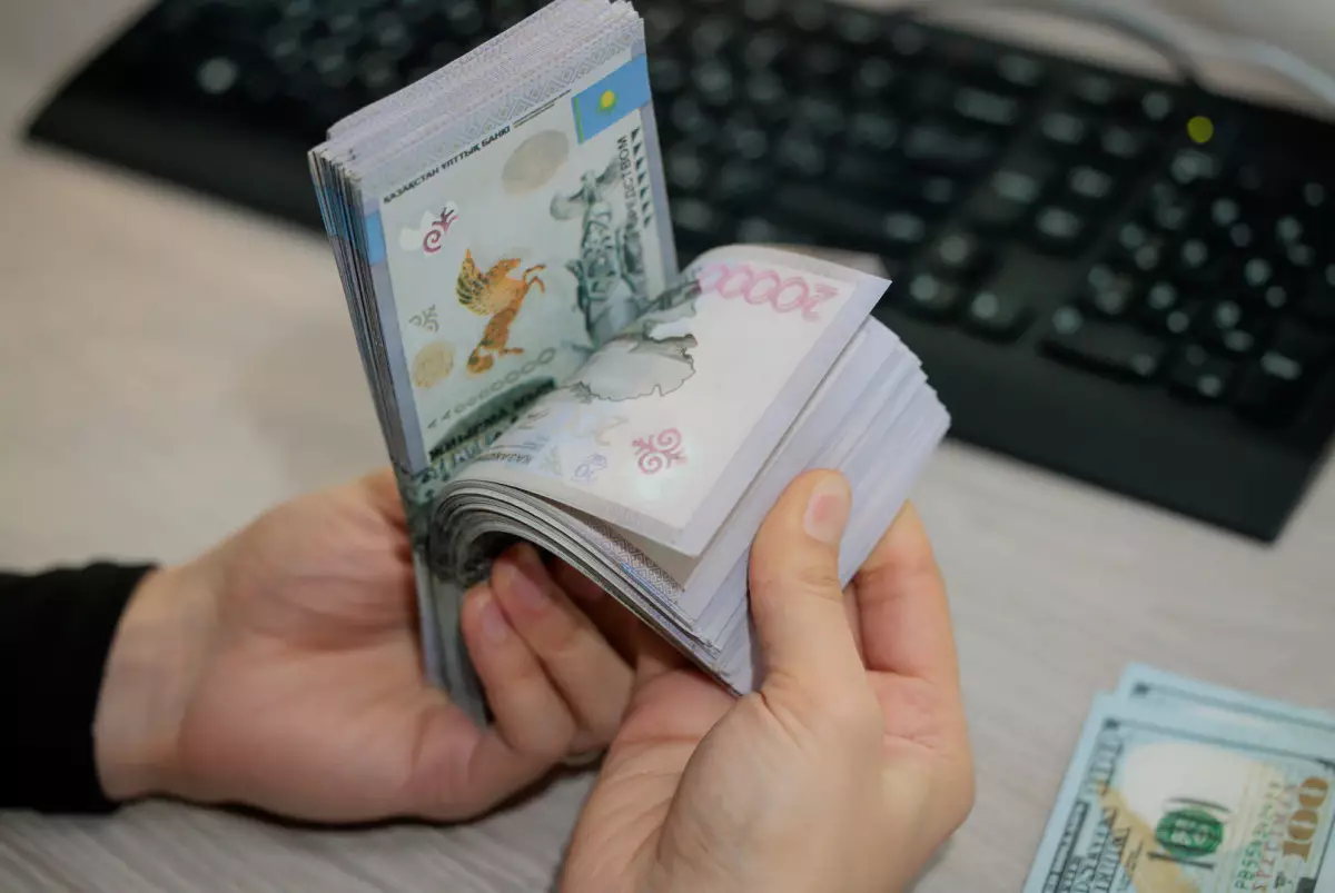 24-летний казахстанец помогал мошенникам обналичивать украденные деньги