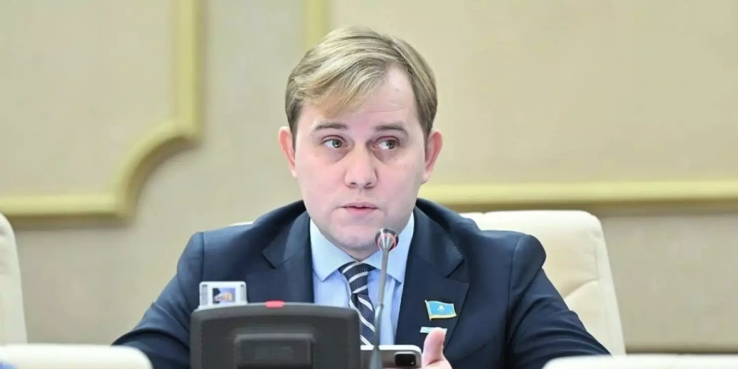 Инфляция және нақты табыс: Шаталов Президенттің үкіметке қойған негізгі талаптарын атады