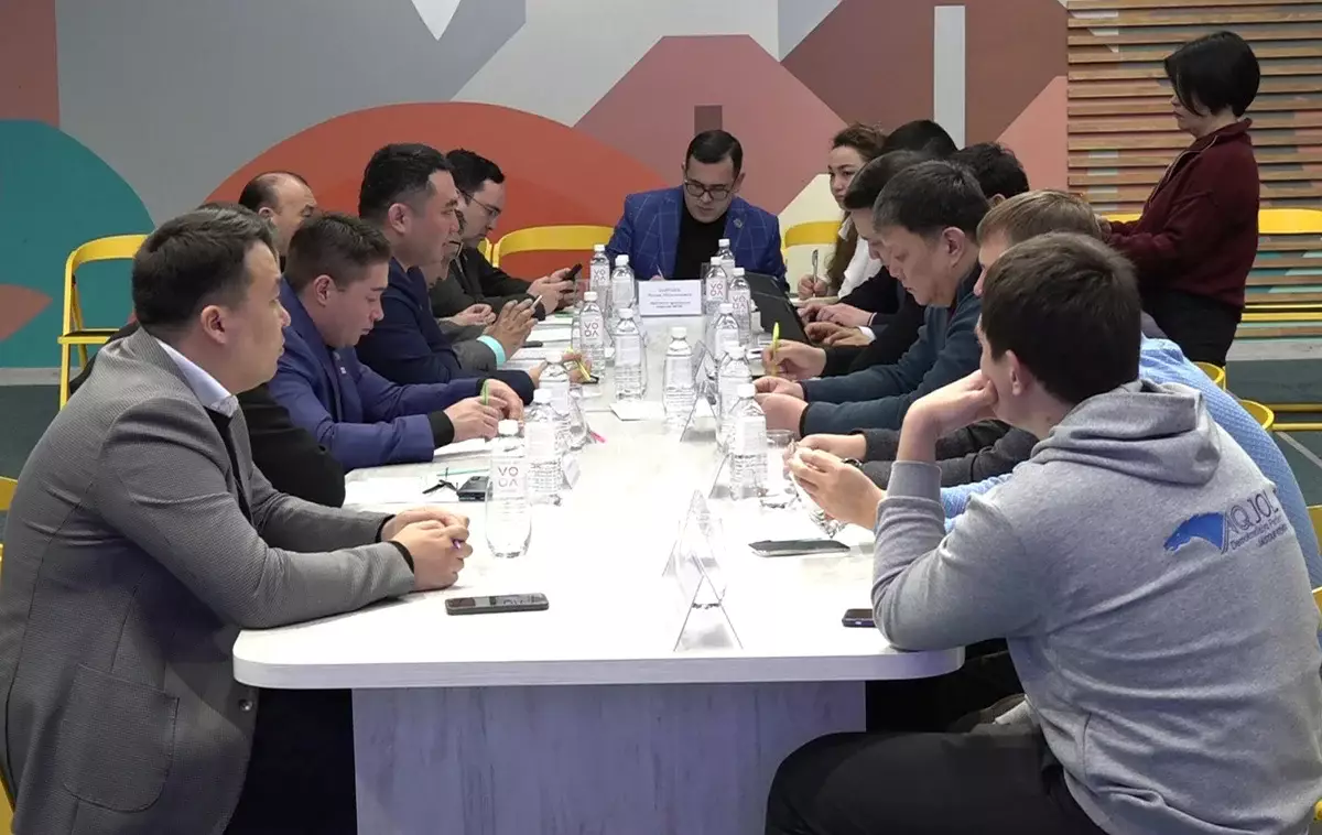 В Алматы планируют по-новому поощрять инициативную молодежь