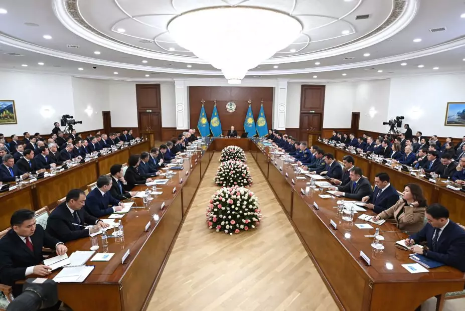 Политолог объяснил, почему реальный сектор стал главным фокусом экономической политики