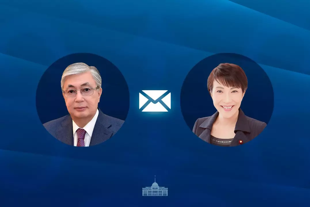 Токаев поздравил премьер-министра Японии с победой правящей партии