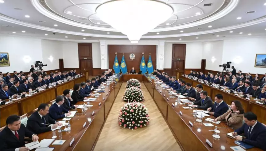 Саясаттанушы экономикалық саясатта нақты сектордың неге басты басымдыққа айналғанын түсіндірді