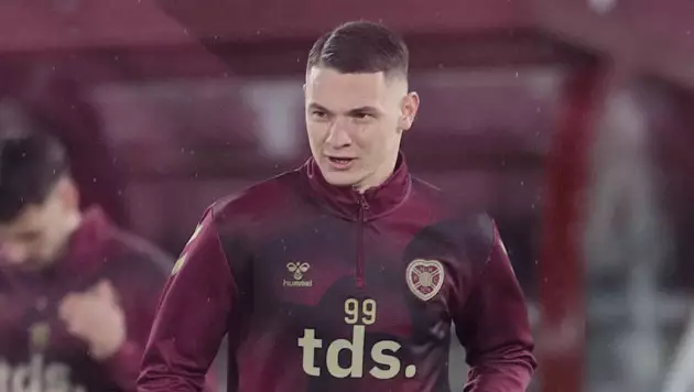 Чесноков впервые вышел в старте и помог "Хартсу" победить