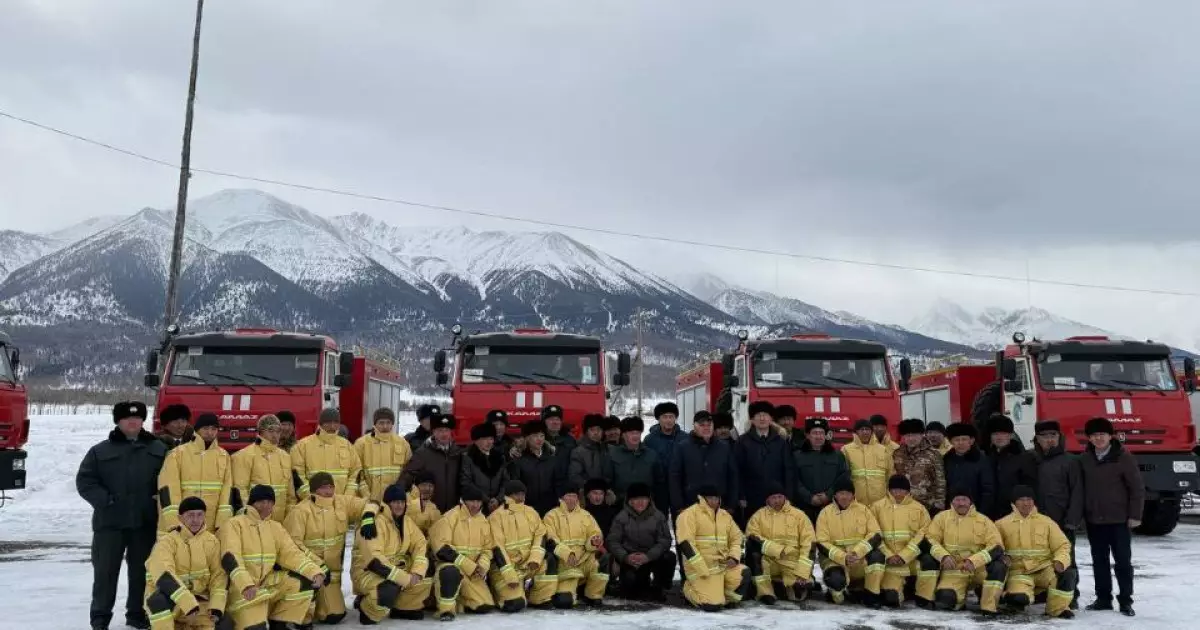  Қатон-Қарағай мемлекеттік ұлттық табиғи паркіне өртке қарсы техника табысталды   