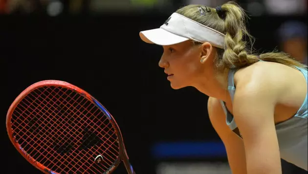 "Машиноподобная". Рыбакиной восхитились после первой победы в Дохе