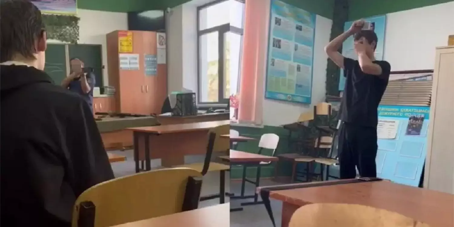 Алматыда колледжде оқытушы студенттің басына нысана қойып, оқ атқан (ВИДЕО)