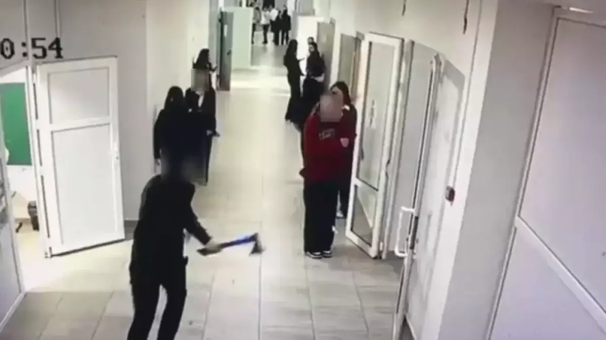 «У меня единственный сын»: мать подростка заявила, что он стал жертвой травли