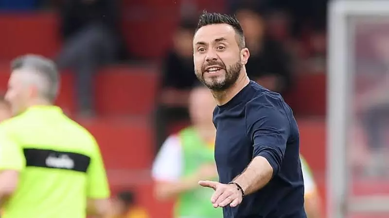 Чемпиондар лигасының жеңімпазы бапкерімен қоштасты