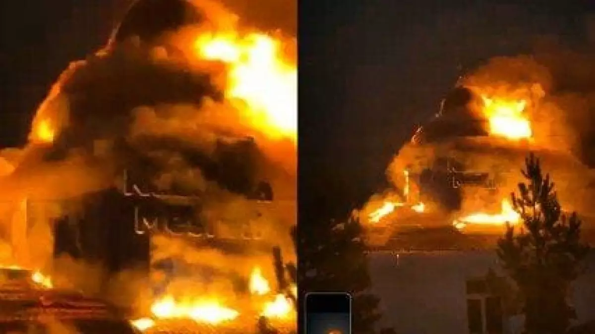 Крыша обрушилась до прибытия спасателей: в СКО сгорела мечеть